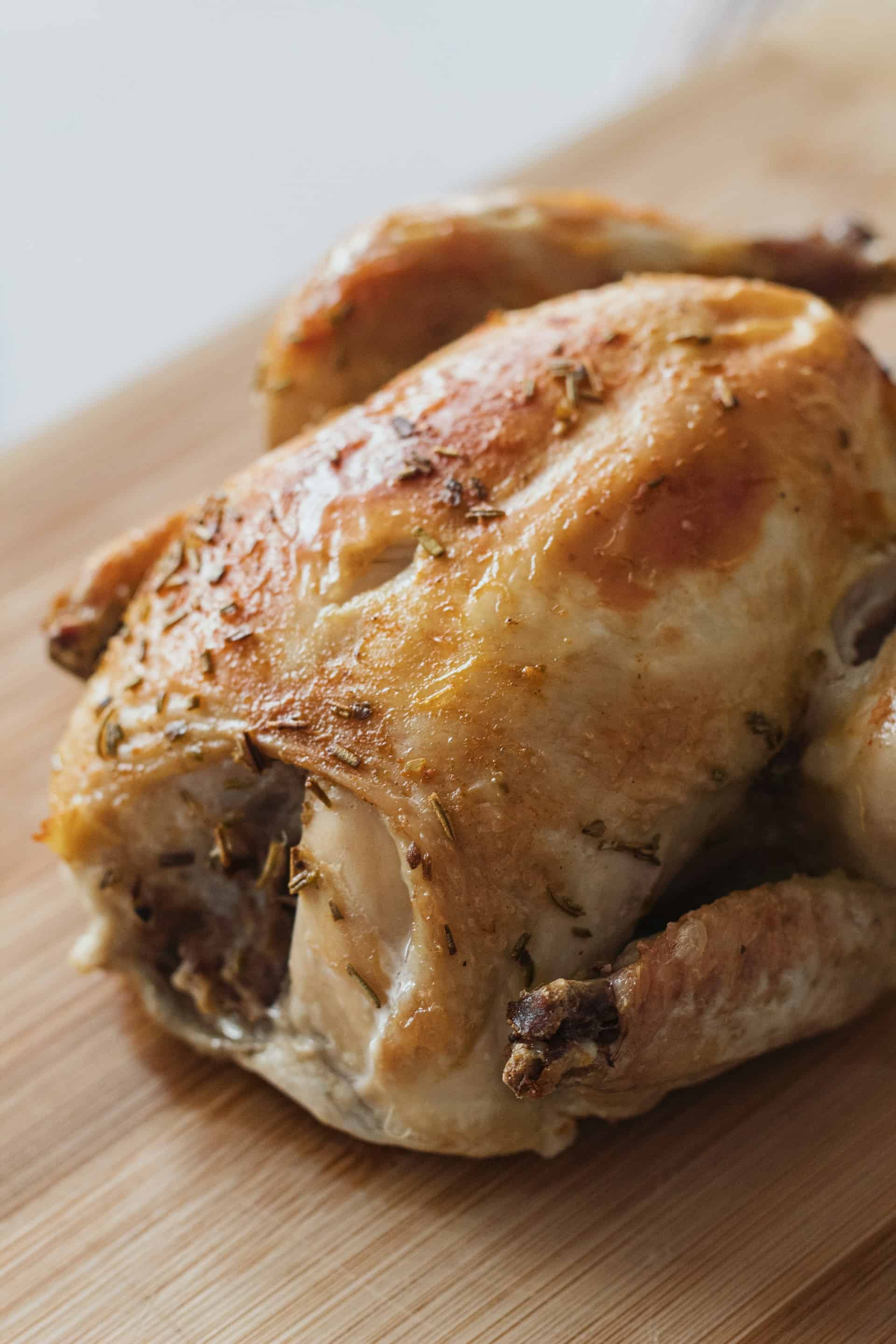 Курица с хрустящей корочкой в духовке - рецепты с фото