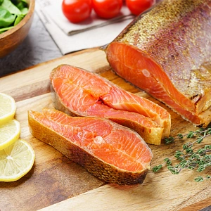 Форель радужная холодного копчения потрашеная без головы