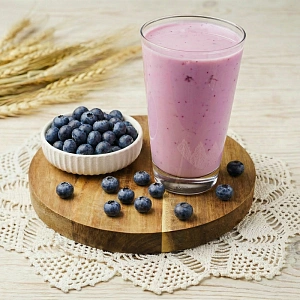 Йогурт питьевой с фруктовым наполнителем "Черника"