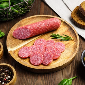 Колбаса полусухая с/к "Салями Белорусская" 200 гр